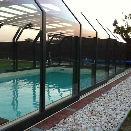 Villa House With Pool 1